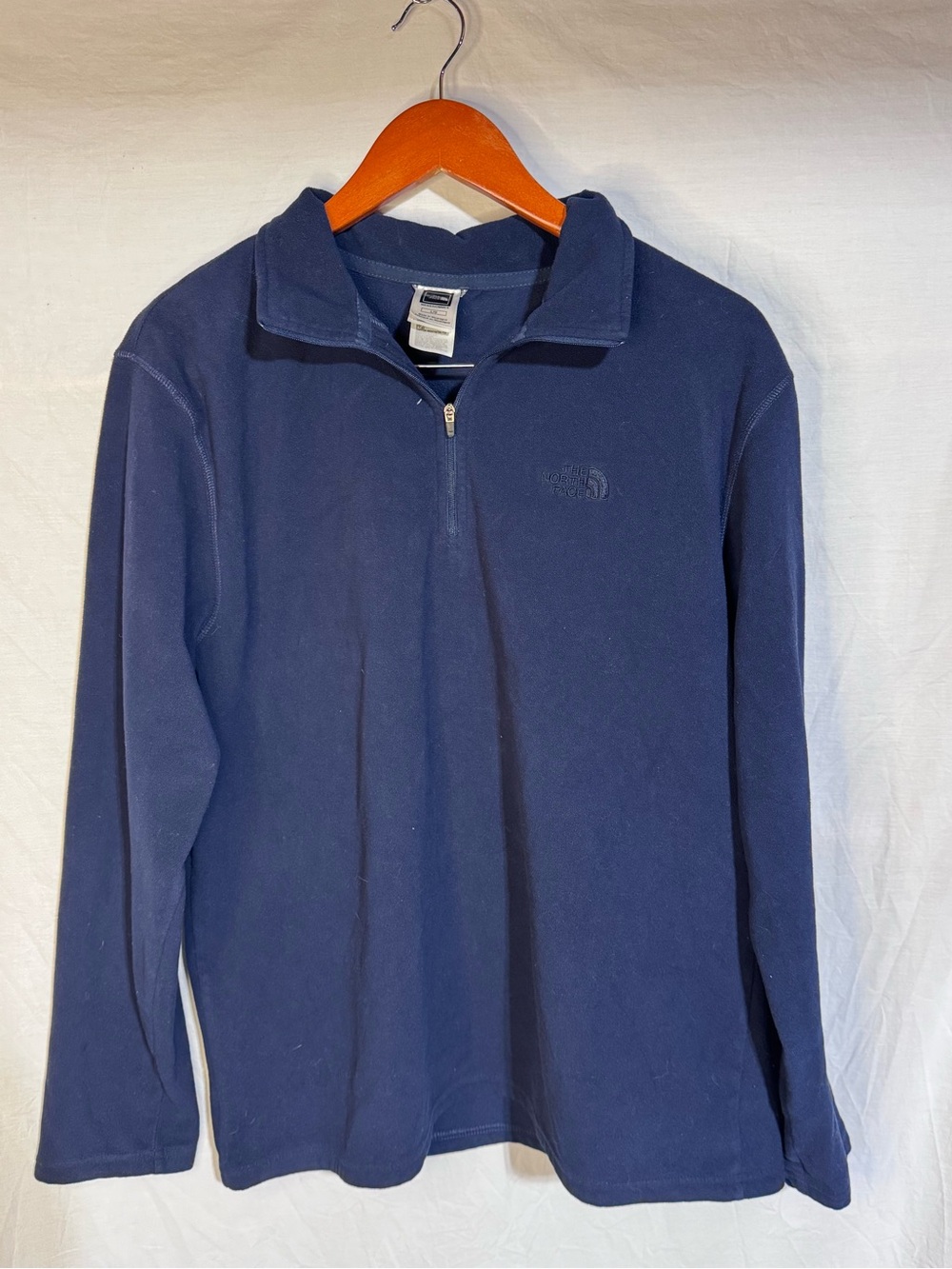 The North Face Men's Navy Half-Zip Fleece Pullover